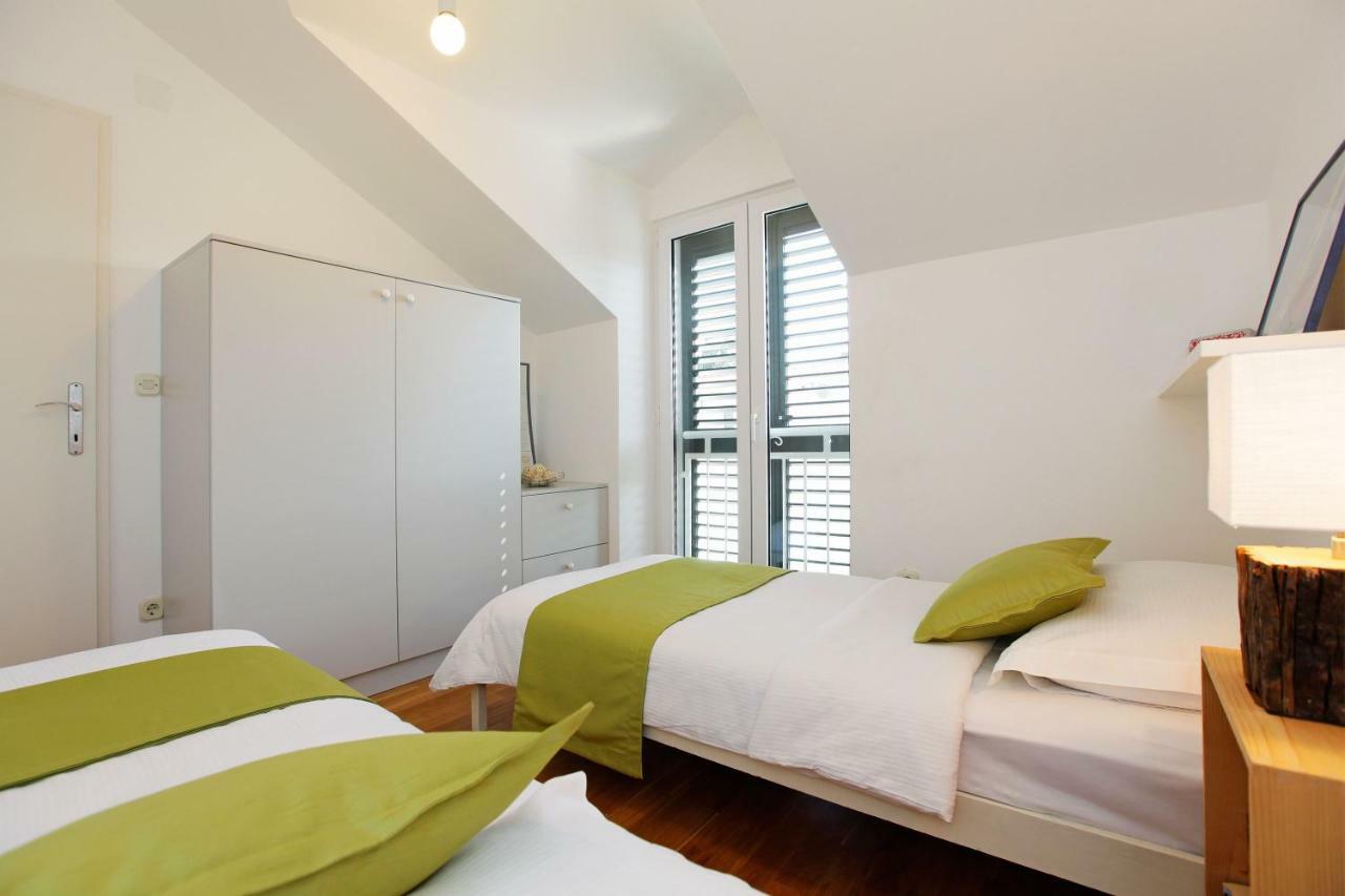 Apartament Superb Penthouse Luna Bol Zewnętrze zdjęcie